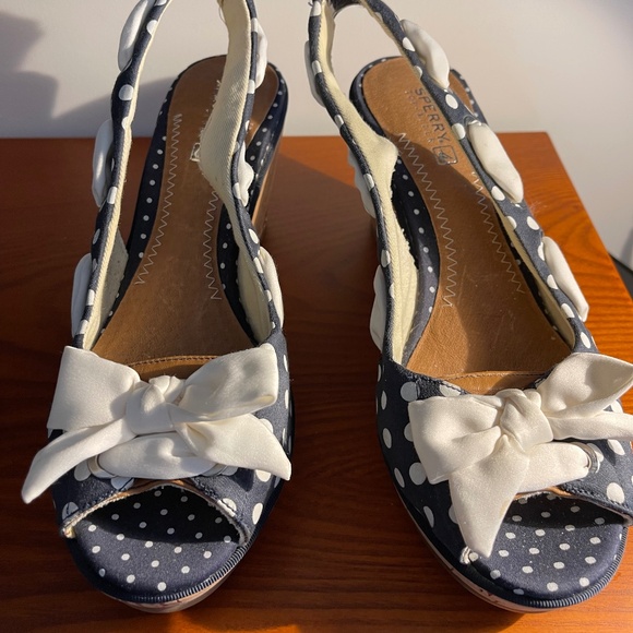 Sperry Top Sider Navy Blue/White Polka Dot Wedge Shoes With White Bow Design- N - Picture 2 of 11
